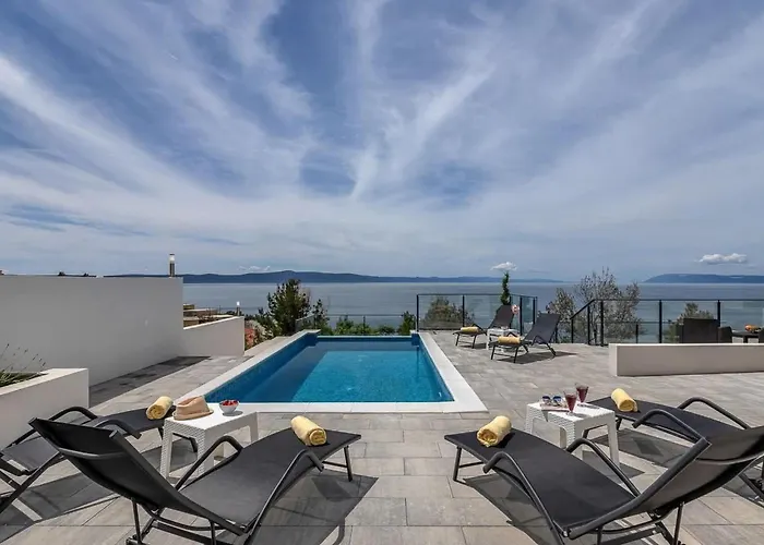 „villa No Stress“ Mit Infinity-pool By Interhome