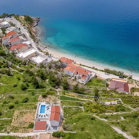 „villa No Stress“ Mit Infinity-pool By Interhome Hébergement de vacances Drašnice