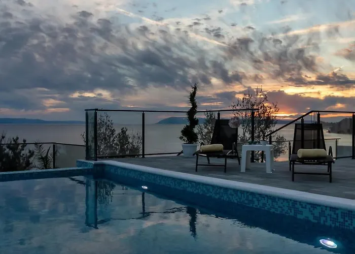 „villa No Stress“ Mit Infinity-pool By Interhome Casa de Férias Drasnice